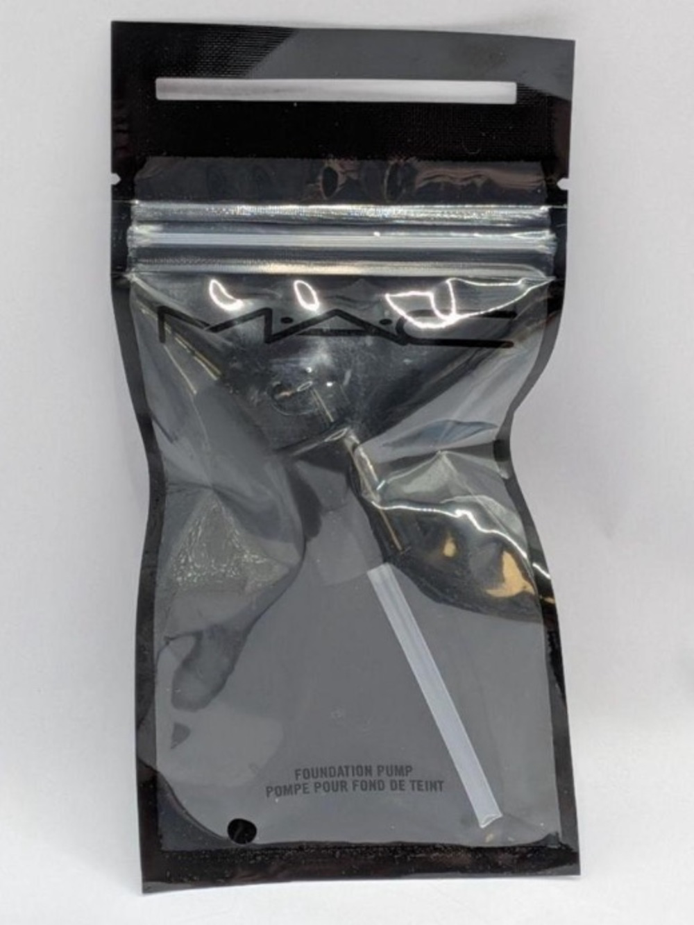 MAC Cosmetics Extra Foundation Pump - Black NEW!